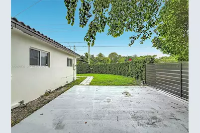 1770 SW 17th Ave, Miami, FL 33145 - Photo 6