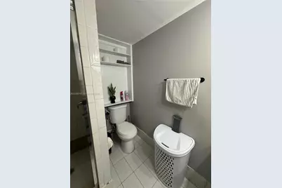 10000 NW 80th Ct #2424, Hialeah Gardens, FL 33016 - Photo 16