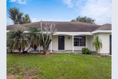 1832 SE Wexford Ct, Port Saint Lucie, FL 34952 - Photo 18