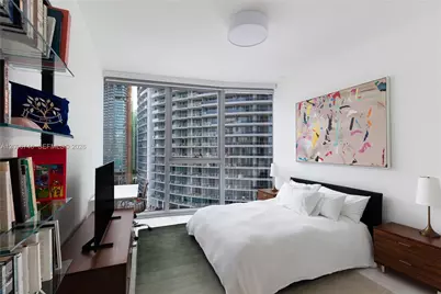300 S Biscayne Blvd Way #2107, Miami, FL 33131 - Photo 12