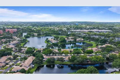 3237 Deer Creek Lake Shore Dr, Deerfield Beach, FL 33442 - Photo 32
