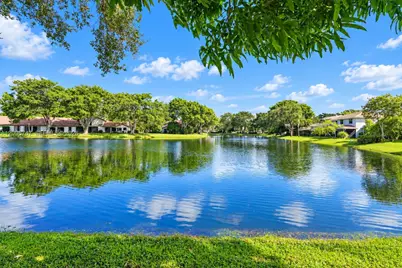 3237 Deer Creek Lake Shore Dr, Deerfield Beach, FL 33442 - Photo 18