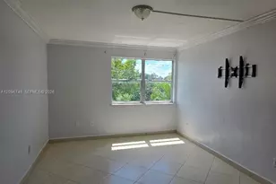 5505 NW 7th St, Miami, FL 33126 - Photo 14