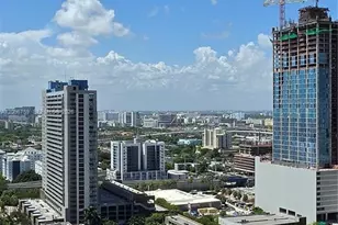 851 NE 1st Ave, Miami, FL 33132 - Photo 18