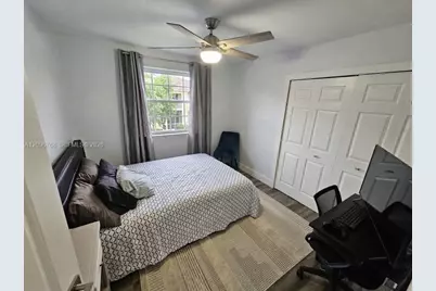 15429 SW 92nd St, Miami, FL 33196 - Photo 10