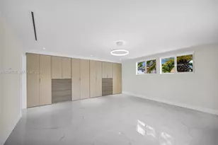 1250 NE 82nd St, Miami, FL 33138 - Photo 44