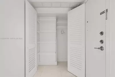 2333 Brickell Ave #1007, Miami, FL 33129 - Photo 18