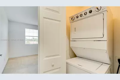 954 SW 147th Ave #2610, Pembroke Pines, FL 33027 - Photo 16