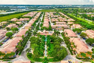 954 SW 147th Ave, Pembroke Pines, FL 33027 - Photo 22
