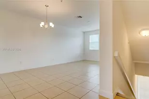 954 SW 147th Ave, Pembroke Pines, FL 33027 - Photo 6