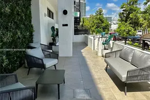 1030 15th St, Miami Beach, FL 33139 - Photo 2