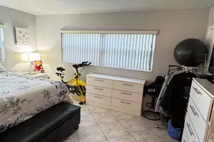 1000 NE 14th Ave, Hallandale Beach, FL 33009 - Photo 36
