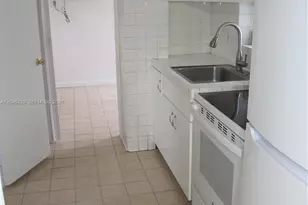 926 SW 10th Ave, Miami, FL 33130 - Photo 6