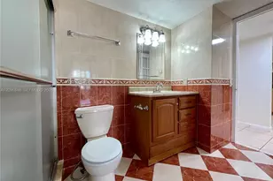 9310 Fontainebleau Blvd, Miami, FL 33172 - Photo 6