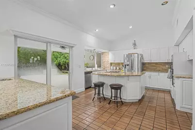 16100 SW 81st Ave, Palmetto Bay, FL 33157 - Photo 10