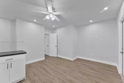 557 NE 63rd St #2, Miami, FL 33138 - Photo 4