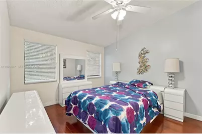 8201 NW 100th Ln, Tamarac, FL 33321 - Photo 14