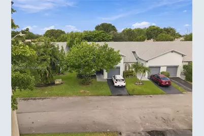 8201 NW 100th Ln, Tamarac, FL 33321 - Photo 22