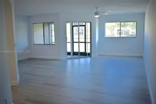 12550 SW 15th St, Pembroke Pines, FL 33027 - Photo 2
