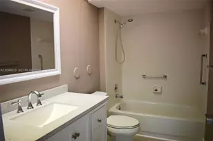 12550 SW 15th St, Pembroke Pines, FL 33027 - Photo 12