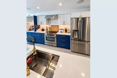 2655 Collins Ave #503, Miami Beach, FL 33140 - Photo 8