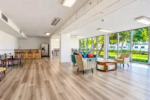 2655 Collins Ave, Miami Beach, FL 33140 - Photo 28