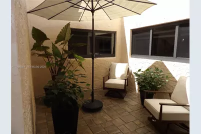 19406 E Lake Dr, Hialeah, FL 33015 - Photo 6
