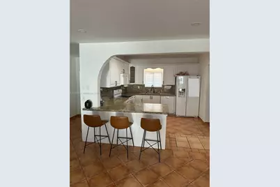 541 NE 199th Ln #2X, Miami, FL 33179 - Photo 4