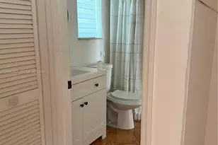 541 NE 199th Ln, Miami, FL 33179 - Photo 16