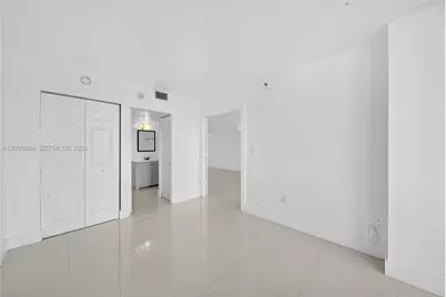 20505 E Country Club Dr #2132, Aventura, FL 33180 - Photo 14