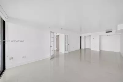 20505 E Country Club Dr #2132, Aventura, FL 33180 - Photo 12