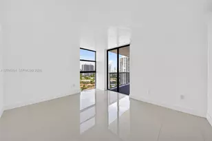 20505 E Country Club Dr, Aventura, FL 33180 - Photo 24