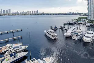 17301 Biscayne Blvd, North Miami Beach, FL 33160 - Photo 26
