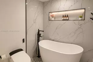 520 Brickell Key Dr, Miami, FL 33131 - Photo 6