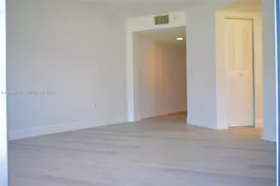 12550 SW 15th St, Pembroke Pines, FL 33027 - Photo 4
