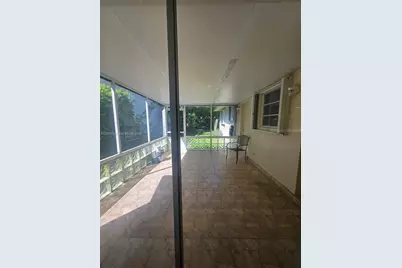 5869 SW 34th St, Miami, FL 33155 - Photo 12