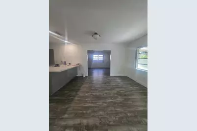 5869 SW 34th St, Miami, FL 33155 - Photo 8