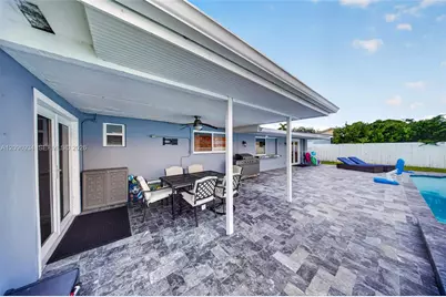 19850 SW 83rd Ave, Cutler Bay, FL 33189 - Photo 22