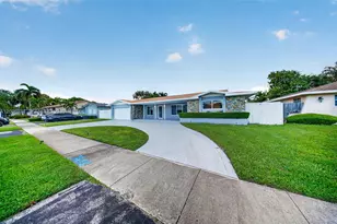 19850 SW 83rd Ave, Cutler Bay, FL 33189 - Photo 12