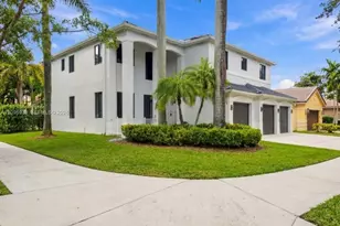 1073 Allamanda Way, Weston, FL 33327 - Photo 4