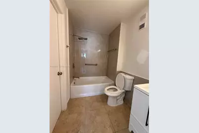 3450 N Pinewalk Dr N #421, Margate, FL 33063 - Photo 18
