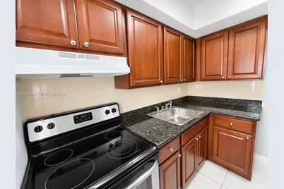 626 SW 14th Ave #109, Fort Lauderdale, FL 33312 - Photo 2
