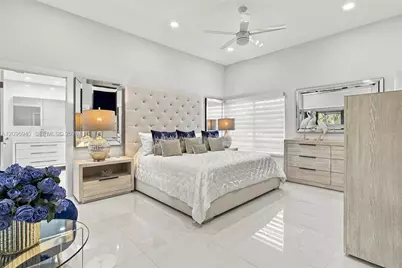 9995 NW 131st St, Hialeah Gardens, FL 33018 - Photo 18