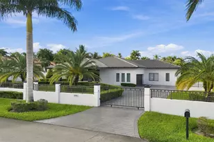 9995 NW 131st St, Hialeah Gardens, FL 33018 - Photo 46