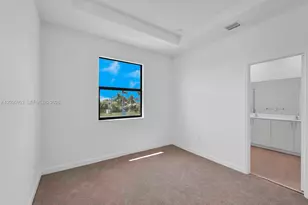 11924 SW 247th Ter, Miami, FL 33032 - Photo 16