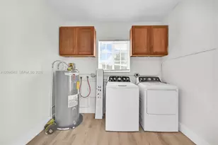 1135 NW 109th St, Miami, FL 33168 - Photo 26