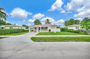 1135 NW 109th St, Miami, FL 33168 - Photo 2