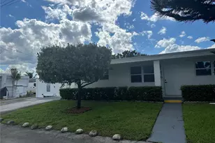 510 NE 4th Ave, Hallandale Beach, FL 33009 - Photo 2