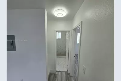 535 NW 7th St #12, Miami, FL 33136 - Photo 18