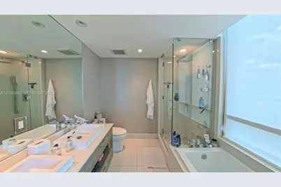 650 NE 32nd St #3707, Miami, FL 33137 - Photo 8